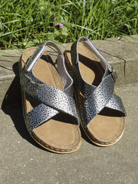 Ankle Strap Flat Sandals – Casual Open Toe Summer Footwear